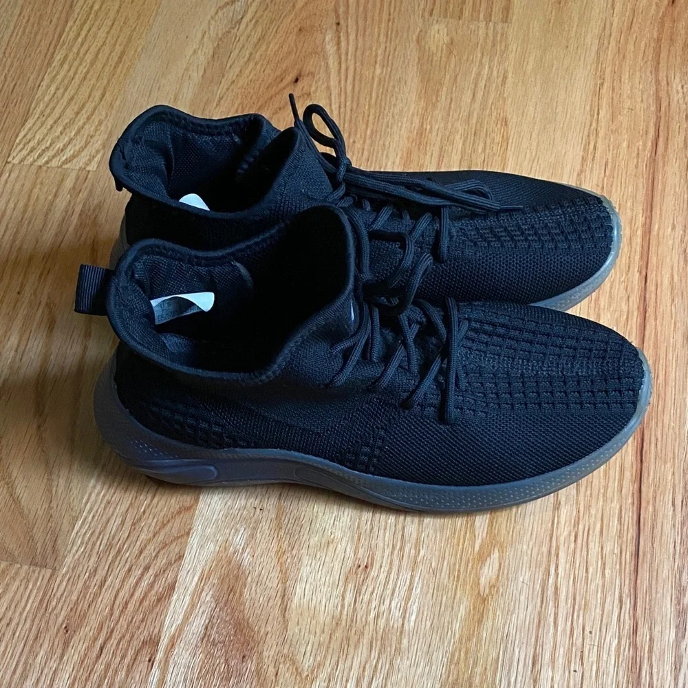 PONY Black Athletic Shoes - Picture 2 of 6